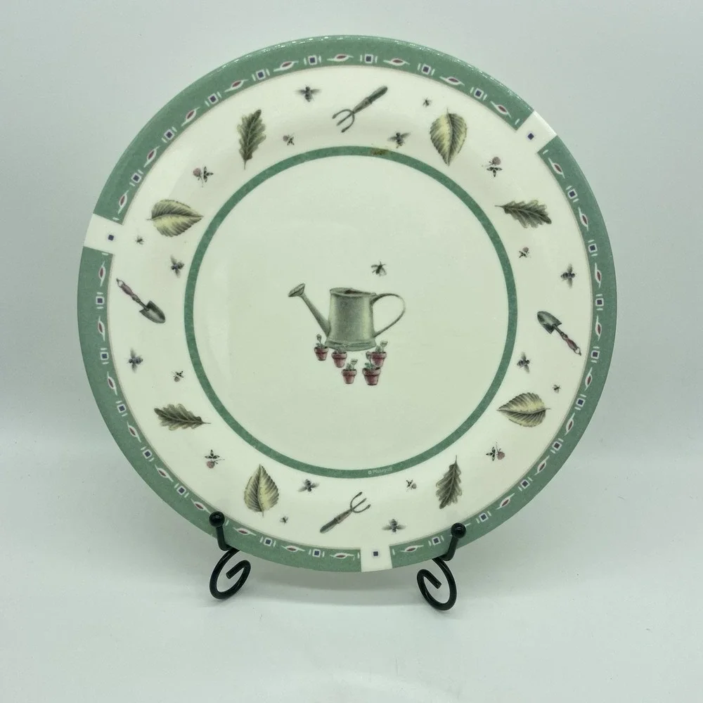 Zak Designs In‎ The Garden Watering Can Melamine Dinner Plates 9.5